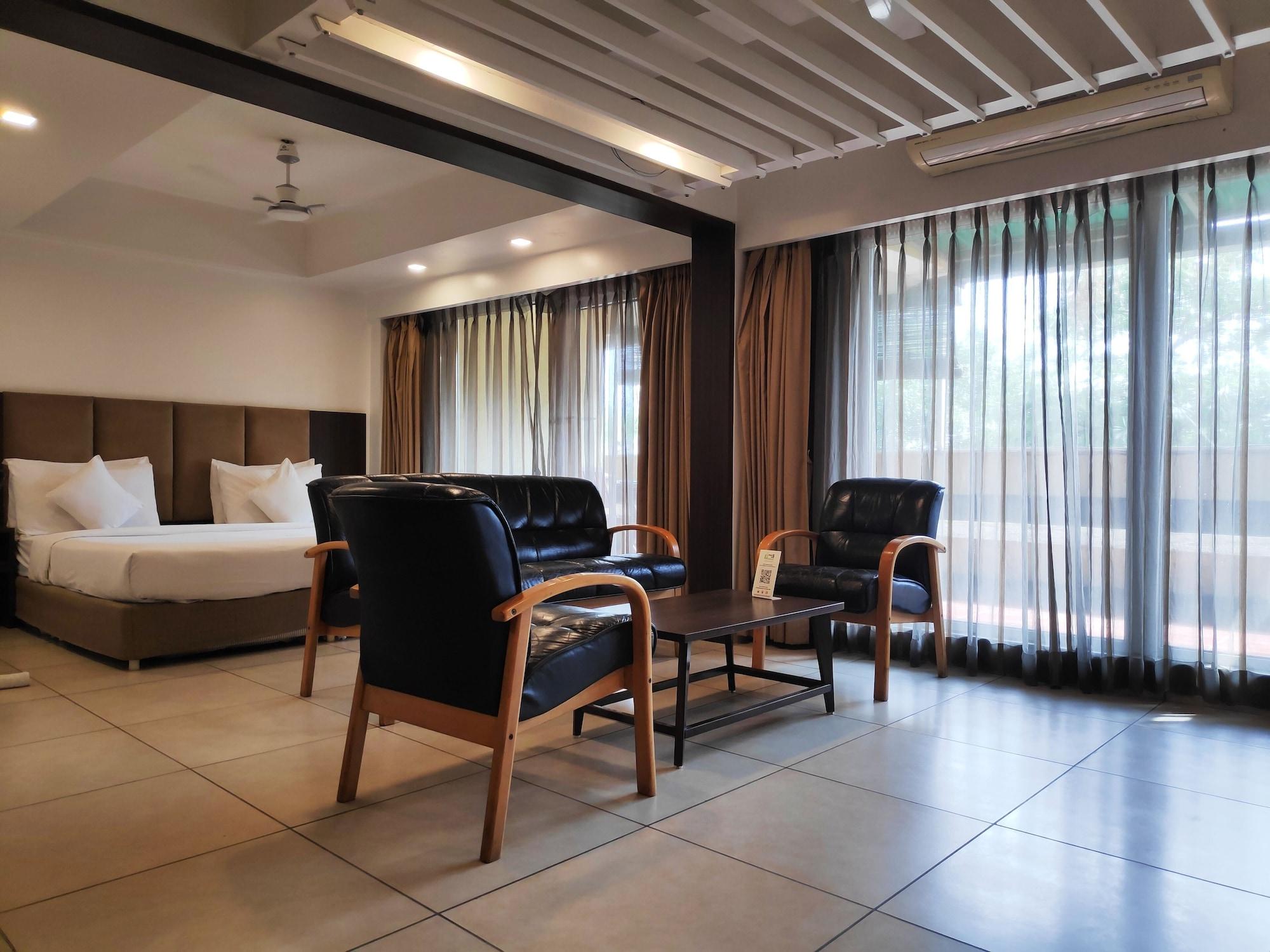 Budget Inn Bellevue Surat Exterior photo